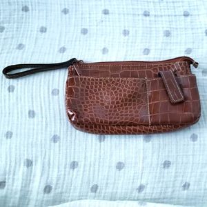 Brown Wrislet With 3 Pockets. EUC.